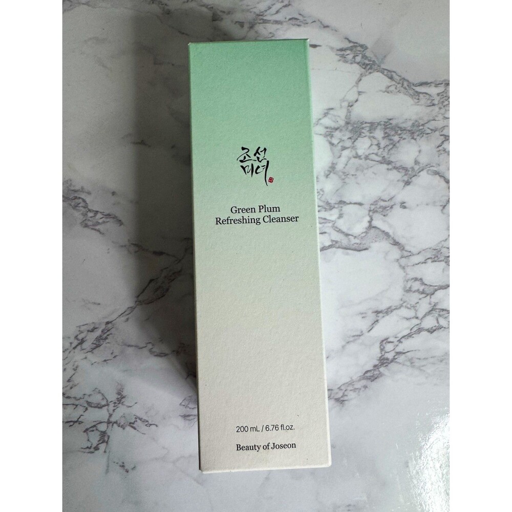 Beauty of Joseon Green Plum Refreshing Face Cleanser w/ Hyaluronic Acid 200 mL